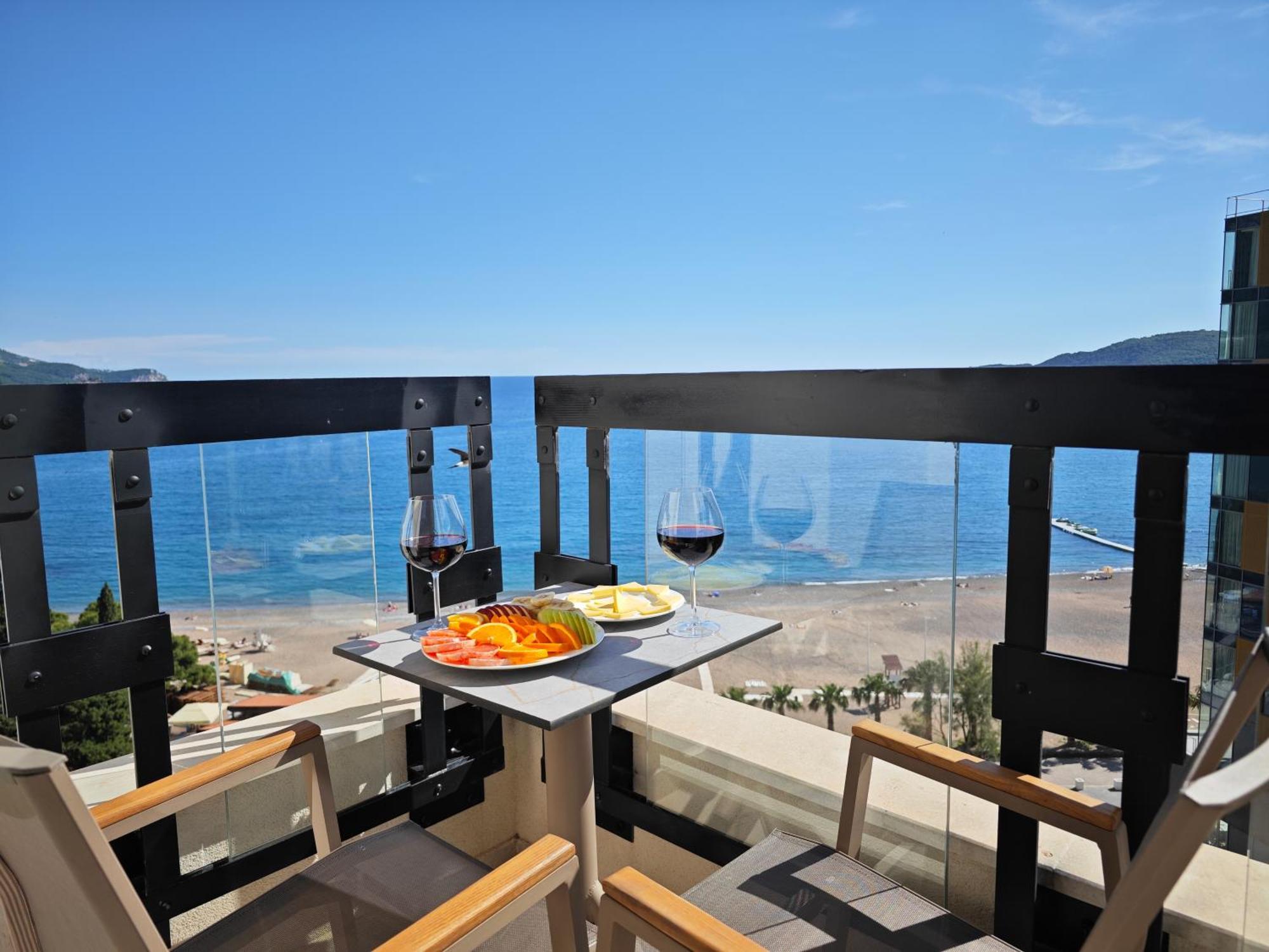 Invictus Hotel Budva Ngoại thất bức ảnh